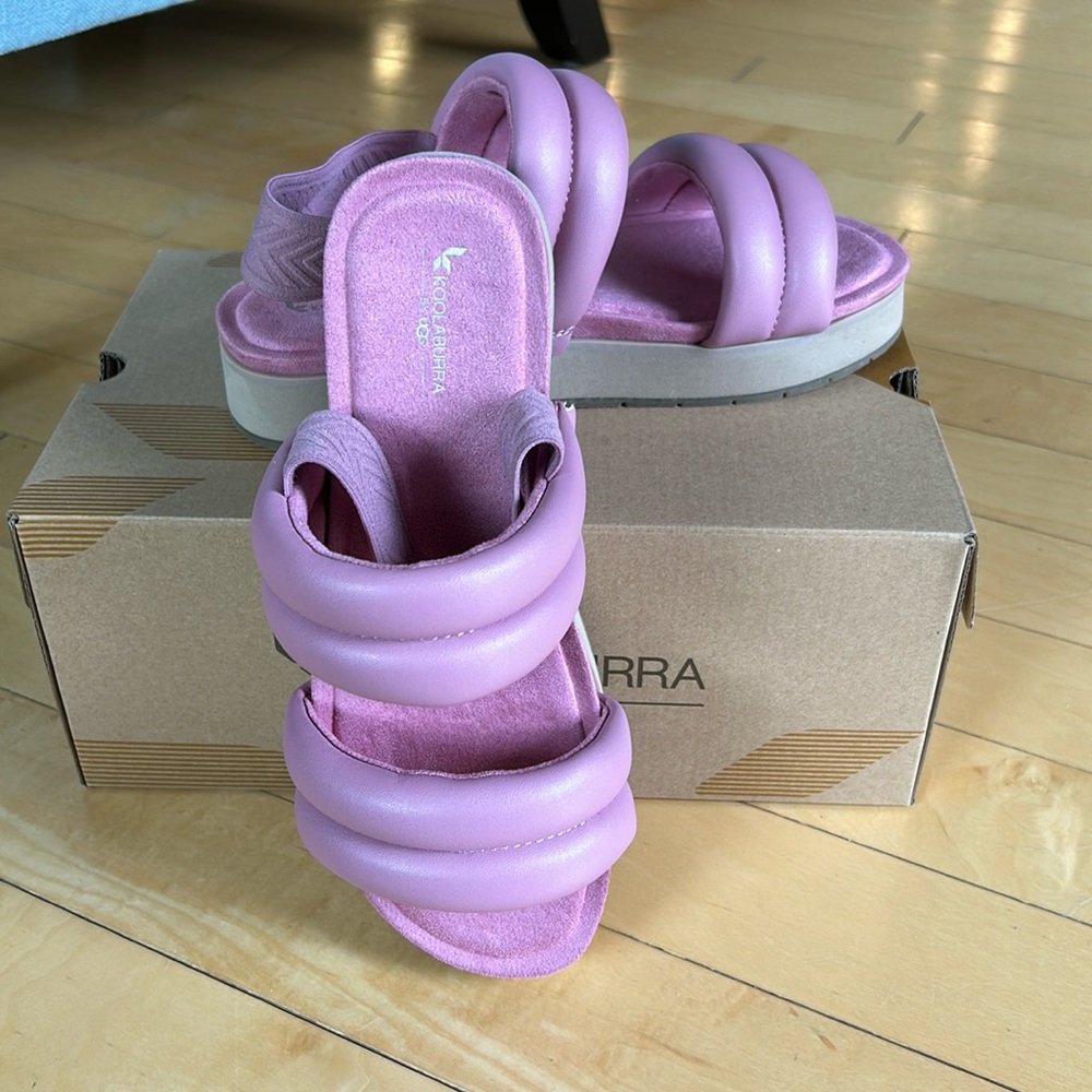 Kookaburra by UGG, size 8, sandals, NIB, pink/foxglove